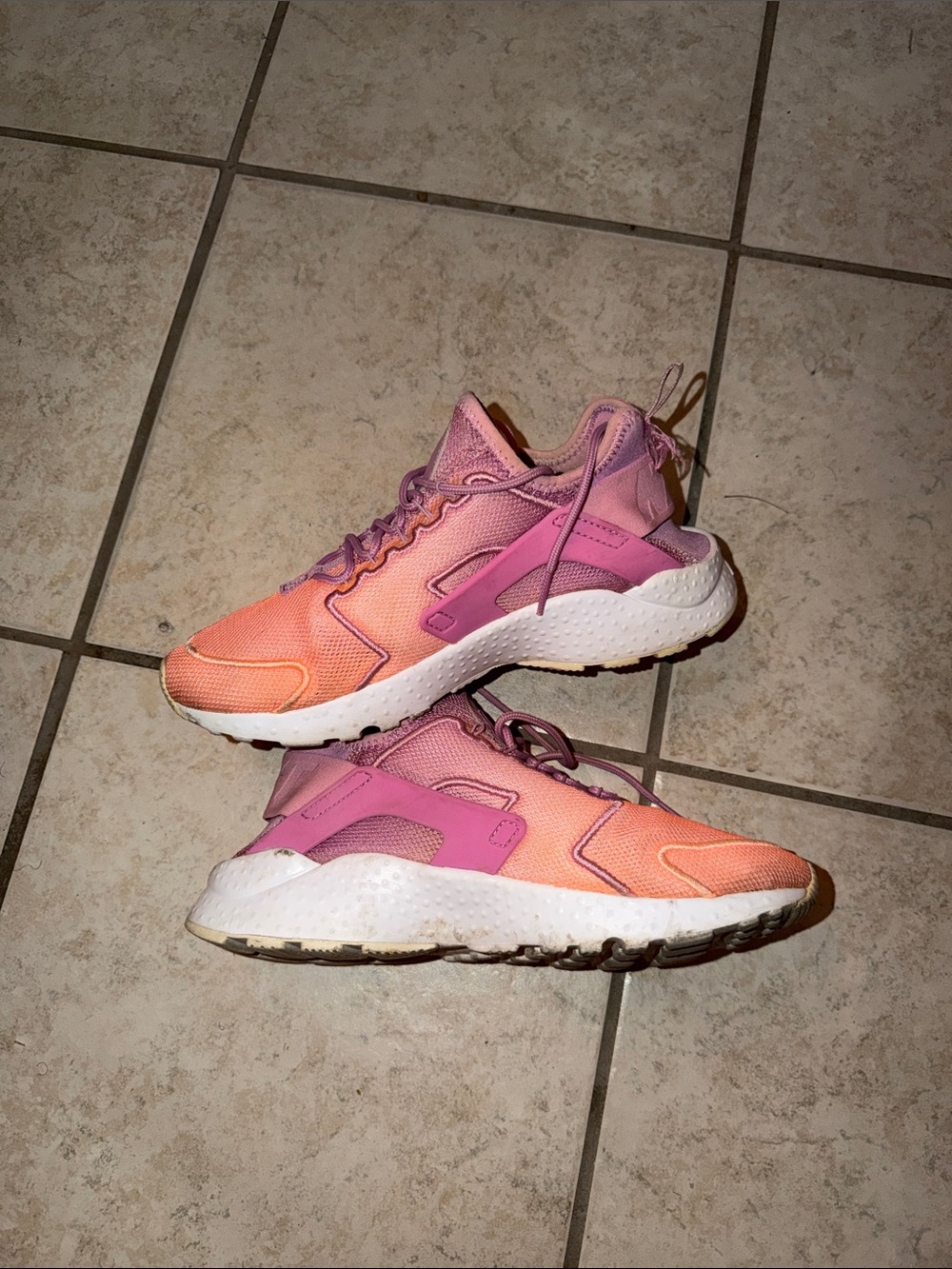 Nike Women's Sneakers Pink and Orange Gradient